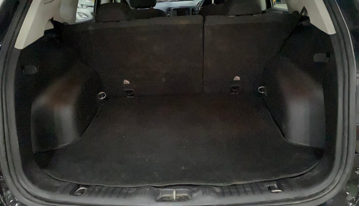 2018 Jeep Compass SPORT 1.4 PETROL, Petrol, Manual, 30,589 km, Boot Inside