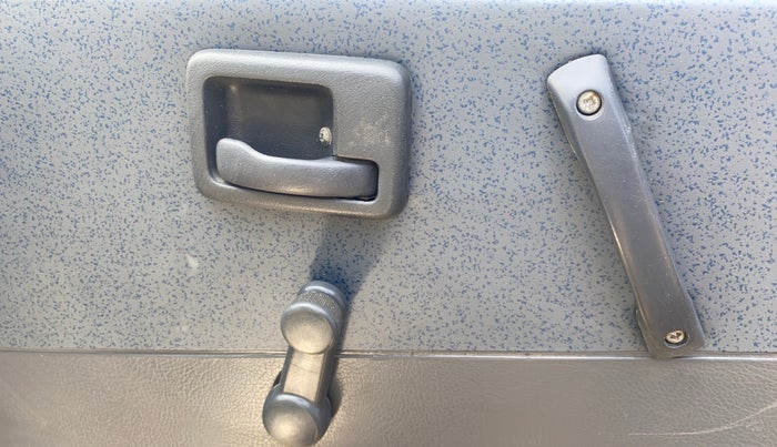 2013 Maruti OMNI E STD, Petrol, Manual, 39,847 km, Driver Side Door Panels Control