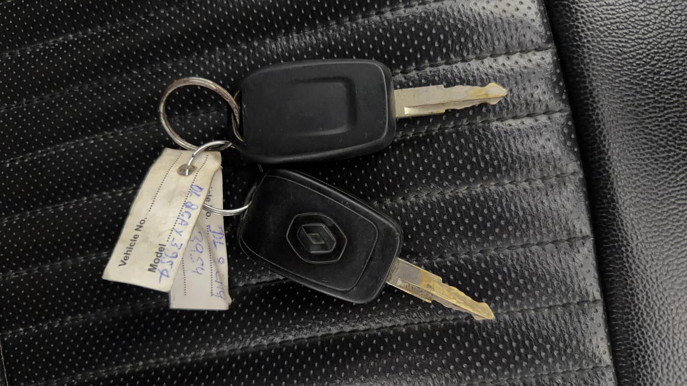 2019 Renault Kwid RXT 1.0 AMT (O), Petrol, Automatic, 62,097 km, Key Close Up