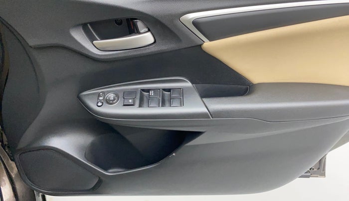 2018 Honda Jazz 1.2L I-VTEC V CVT, Petrol, Automatic, 17,525 km, Driver Side Door Panels Control