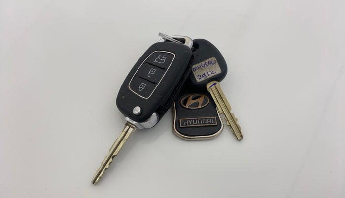 2017 Hyundai Elite i20 SPORTZ 1.2, Petrol, Manual, 73,081 km, Key Close Up