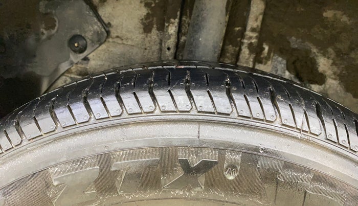 2017 Hyundai Elite i20 SPORTZ 1.2, Petrol, Manual, 73,081 km, Right Rear Tyre Tread