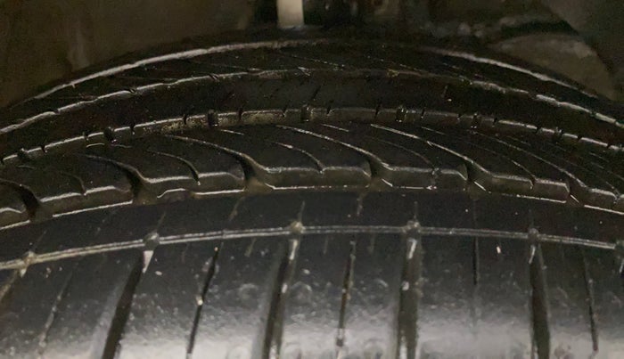 2024 Maruti Baleno ZETA PETROL 1.2, Petrol, Manual, 12,794 km, Right Front Tyre Tread