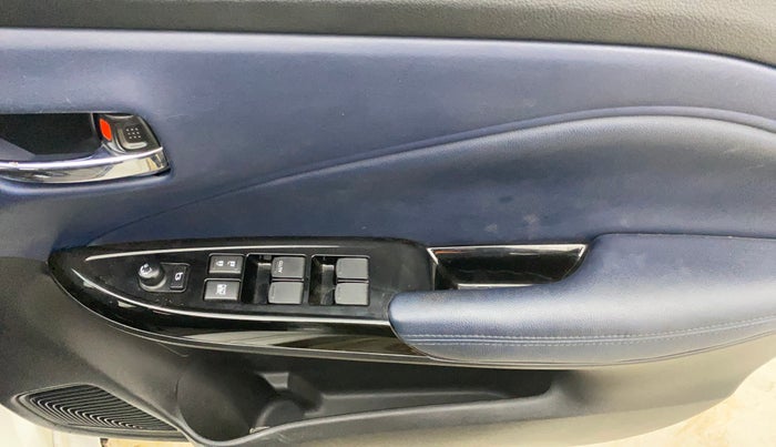 2024 Maruti Baleno ZETA PETROL 1.2, Petrol, Manual, 12,794 km, Driver Side Door Panels Control