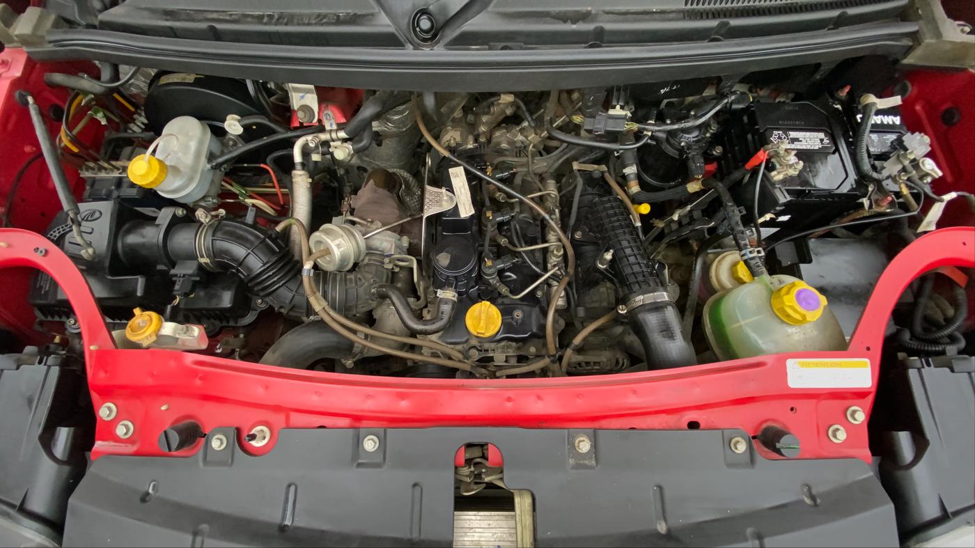 2019 Mahindra TUV300 T4+, Diesel, Manual, 43,107 km, Open Bonet