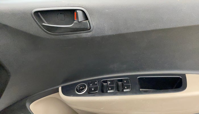 2014 Hyundai Grand i10 MAGNA 1.2 KAPPA VTVT, Petrol, Manual, 42,326 km, Driver Side Door Panels Control