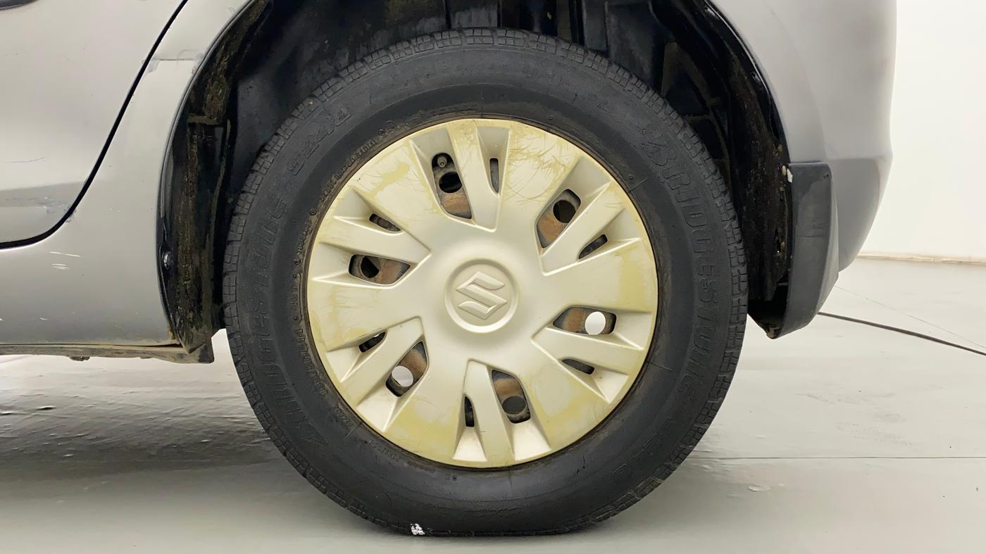 2013 Maruti Swift VXI, Petrol, Manual, 49,347 km, Left Rear Wheel