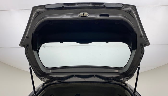 2013 Maruti Swift VXI, Petrol, Manual, 49,347 km, Boot Door Open