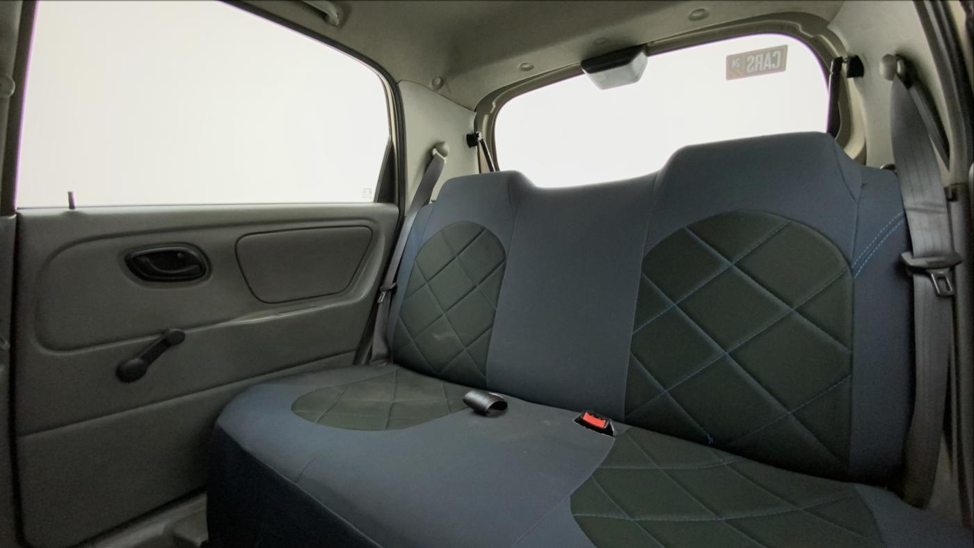 2013 Maruti Alto K10 LXI, Petrol, Manual, 31,463 km, Right Side Rear Door Cabin