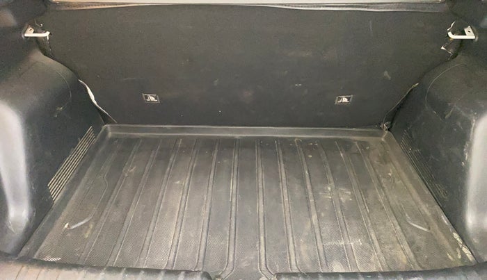 2021 KIA SONET HTX 1.5, Diesel, Manual, 89,397 km, Boot Inside