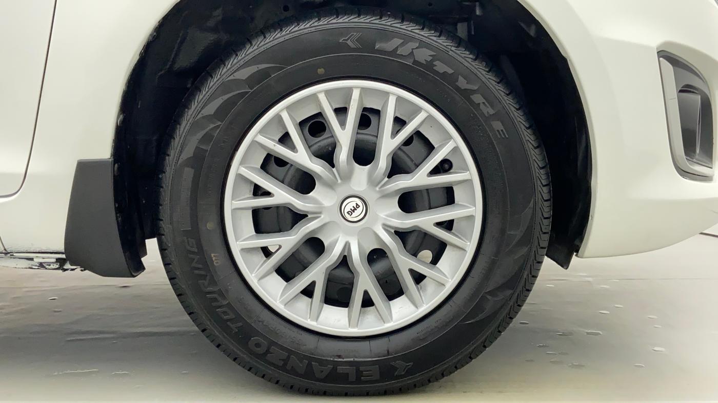 2015 Maruti Swift VDI ABS, Diesel, Manual, 47,493 km, Right Front Wheel