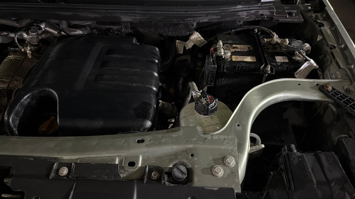 2021 Mahindra BOLERO NEO N 10, Diesel, Manual, 31,389 km, Engine View - Left