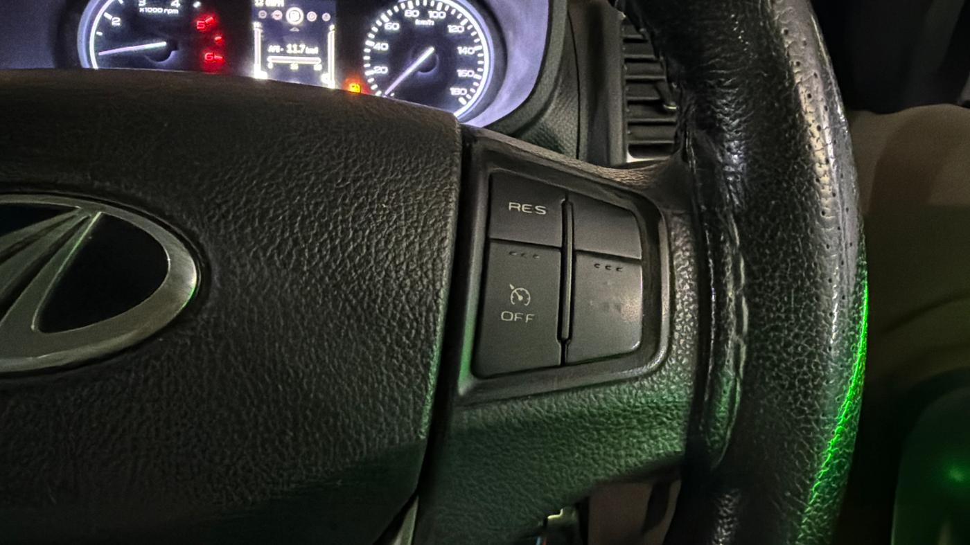 2021 Mahindra BOLERO NEO N 10, Diesel, Manual, 31,389 km, Adaptive Cruise Control