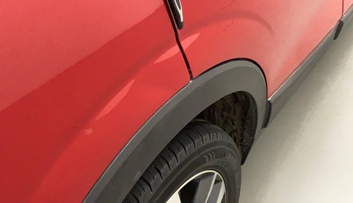 2021 Mahindra XUV300 W8 (O) 1.2 PETROL AMT, Petrol, Automatic, 41,373 km, Right quarter panel - Slightly dented