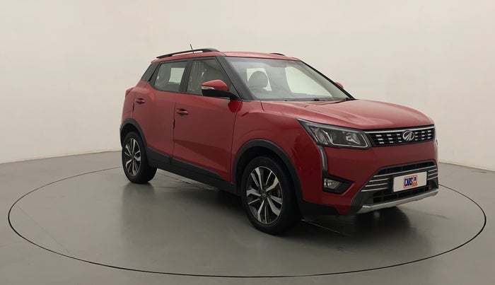 2021 Mahindra XUV300 W8 (O) 1.2 PETROL AMT, Petrol, Automatic, 41,373 km, Right Front Diagonal