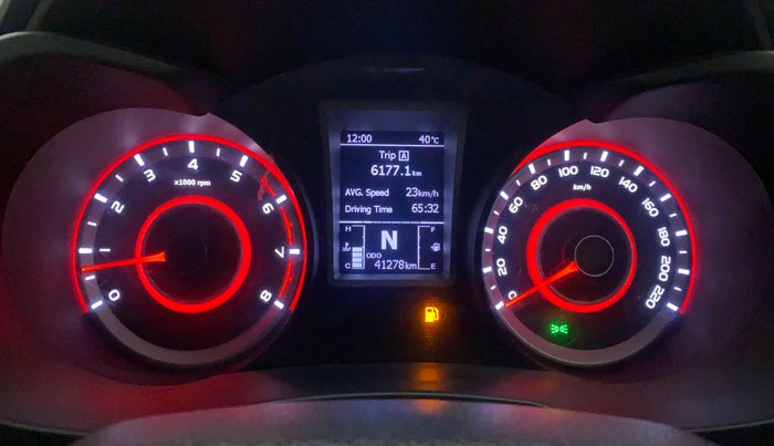 2021 Mahindra XUV300 W8 (O) 1.2 PETROL AMT, Petrol, Automatic, 41,373 km, Odometer Image