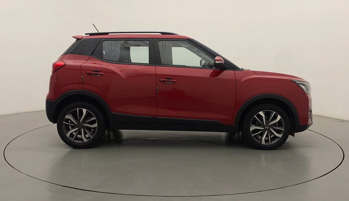 2021 Mahindra XUV300 W8 (O) 1.2 PETROL AMT, Petrol, Automatic, 41,373 km, Right Side