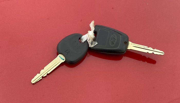 2019 Hyundai Grand i10 SPORTZ 1.2 KAPPA VTVT, Petrol, Manual, 15,339 km, Key Close Up