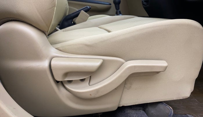 2015 Honda Amaze 1.2L I-VTEC S, Petrol, Manual, 82,017 km, Driver Side Adjustment Panel