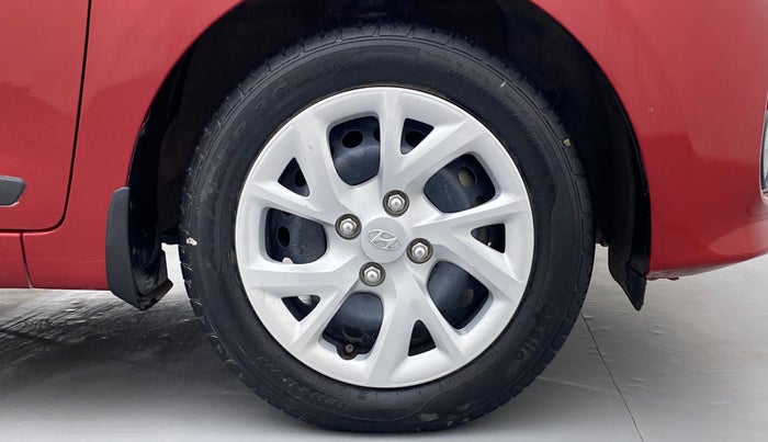 2019 Hyundai Grand i10 SPORTZ 1.2 KAPPA VTVT, Petrol, Manual, 28,223 km, Right Front Wheel