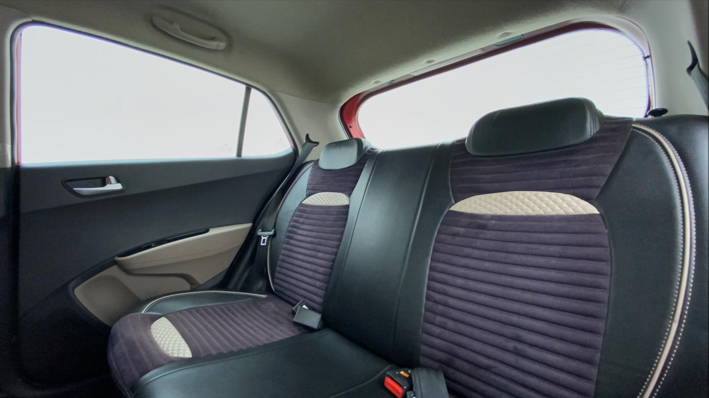 2019 Hyundai Grand i10 SPORTZ 1.2 KAPPA VTVT, Petrol, Manual, 28,223 km, Right Side Rear Door Cabin