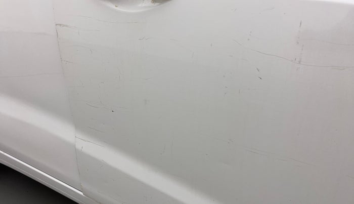 2017 Hyundai Grand i10 SPORTZ 1.2 KAPPA VTVT, Petrol, Manual, 23,074 km, Driver-side door - Slightly rusted