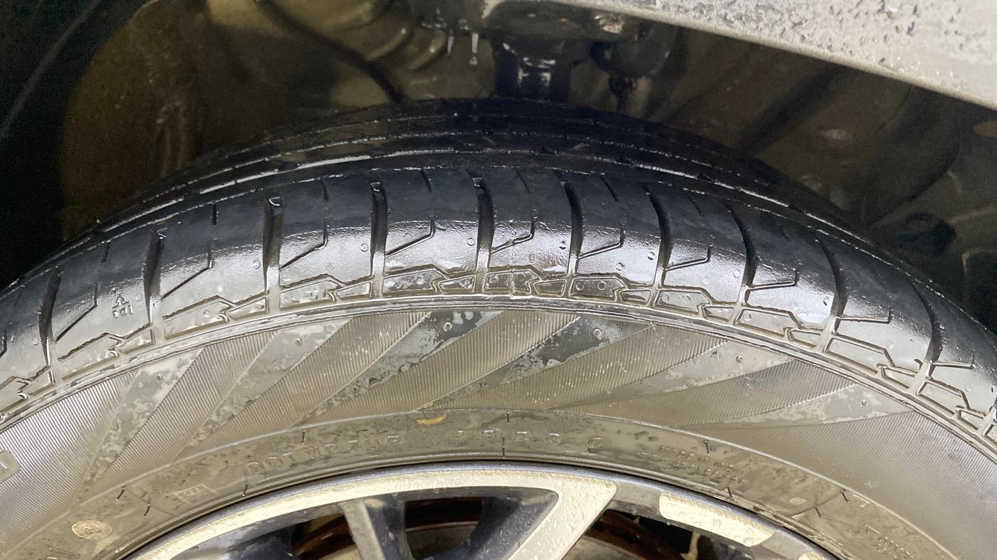 2019 KIA SELTOS GTX AT 1.4 PETROL, Petrol, Automatic, 1,05,542 km, Right Front Tyre Tread