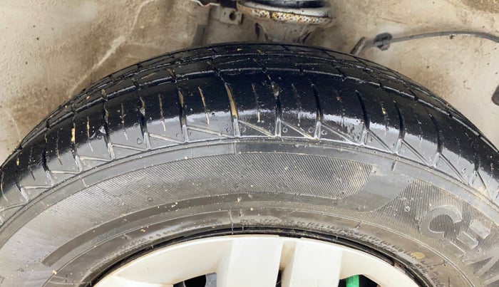 2022 Maruti Alto LXI O, Petrol, Manual, 23,287 km, Right Front Tyre Tread