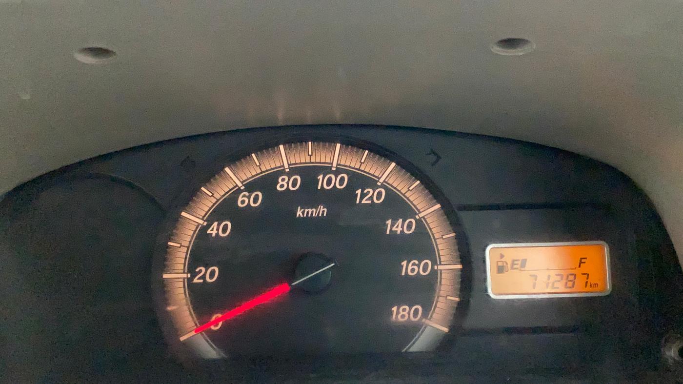 2011 Maruti Eeco 7 STR, Petrol, Manual, 71,287 km, Odometer Image
