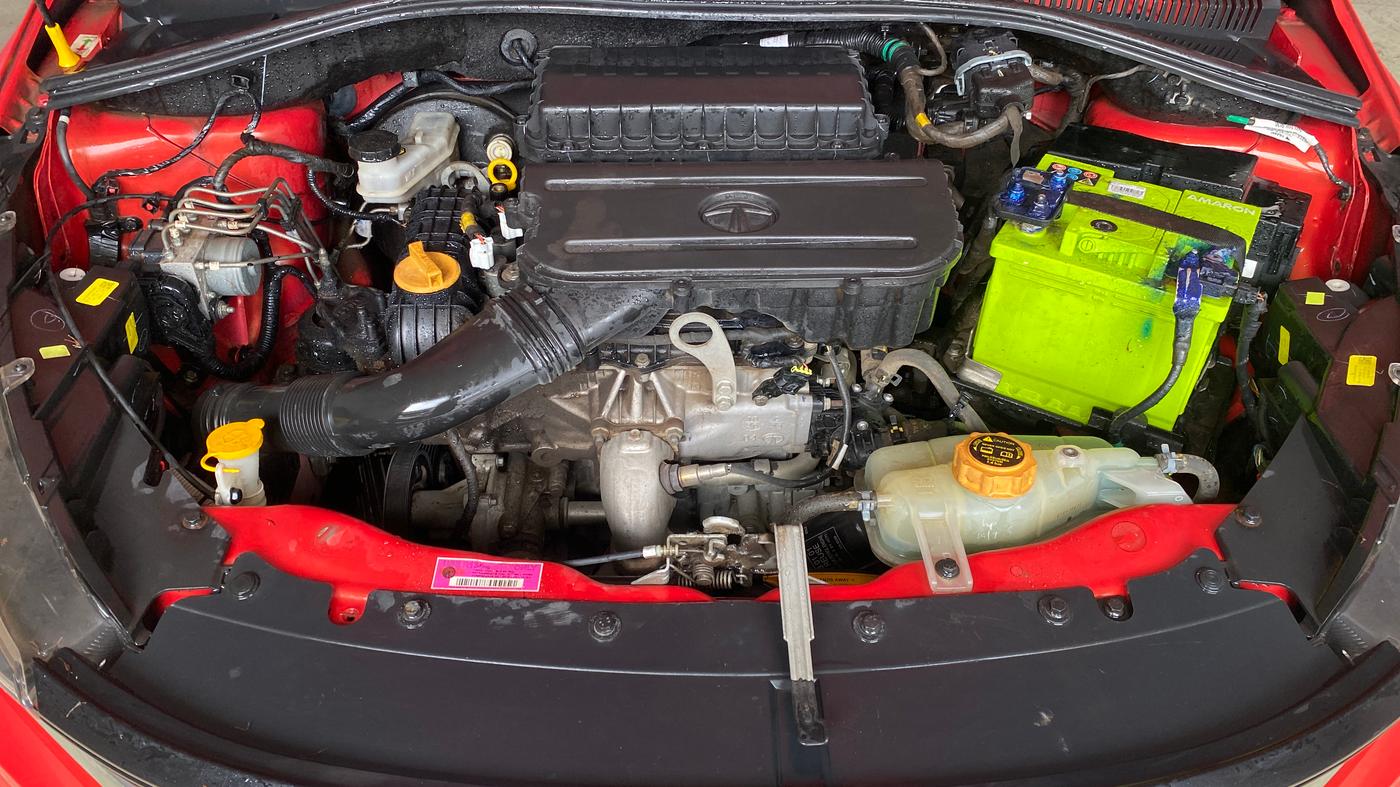 2020 Tata Tiago XT PETROL, Petrol, Manual, 34,930 km, Engine View