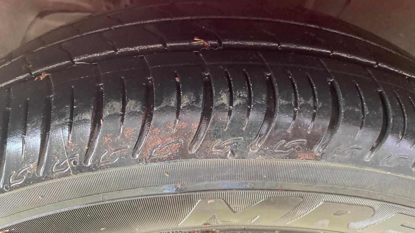 2020 Tata Tiago XT PETROL, Petrol, Manual, 34,930 km, Left Front Tyre Tread