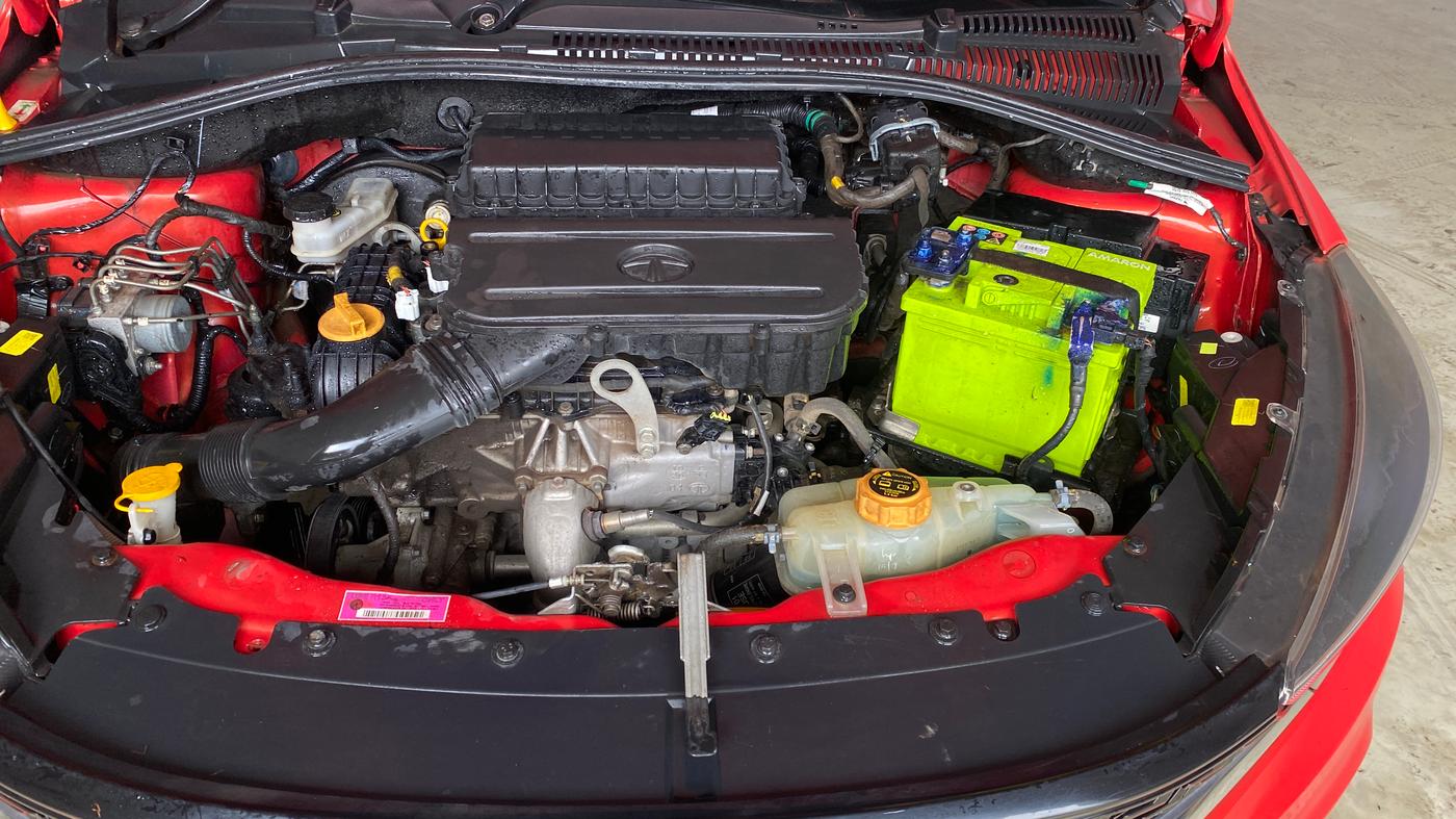 2020 Tata Tiago XT PETROL, Petrol, Manual, 34,930 km, Engine View - Left