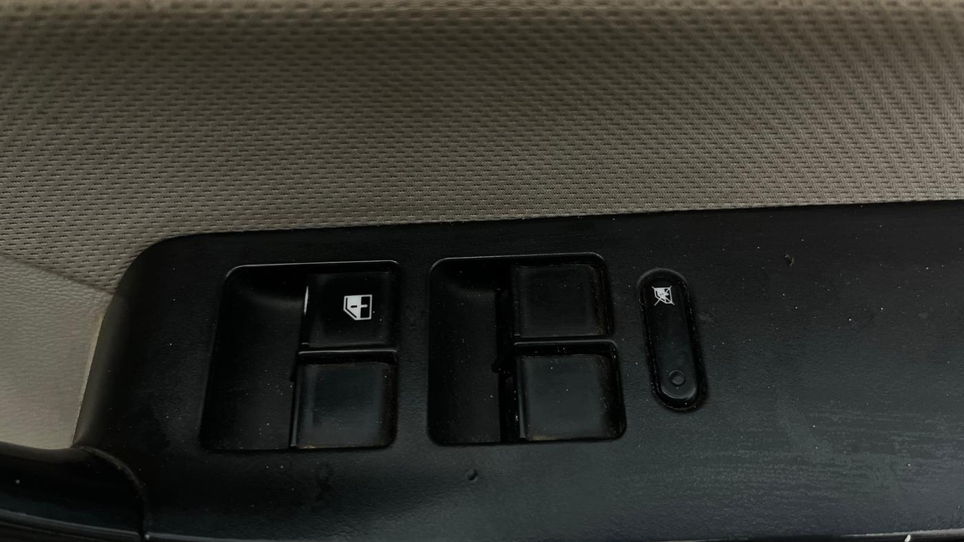 2022 Tata TIGOR XZ PLUS CNG, CNG, Manual, 88,585 km, Driver Side Door Panels Control