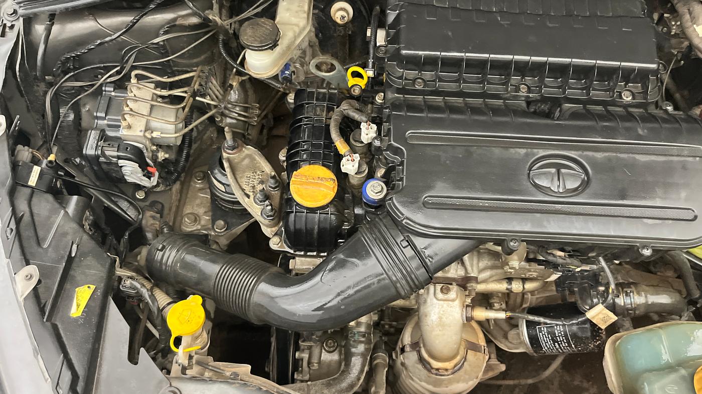 2022 Tata TIGOR XZ PLUS CNG, CNG, Manual, 88,585 km, Engine View - Right