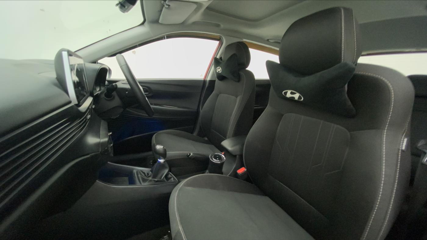2022 Hyundai NEW I20 ASTA (O) 1.2 MT, Petrol, Manual, 17,823 km, Right Side Front Door Cabin