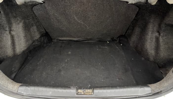 2015 Honda Amaze 1.2L I-VTEC E, Petrol, Manual, 37,831 km, Boot Inside