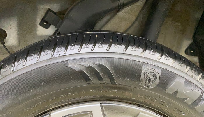 2021 Hyundai VENUE SX 1.0 TURBO IMT, Petrol, Manual, 25,829 km, Left Rear Tyre Tread