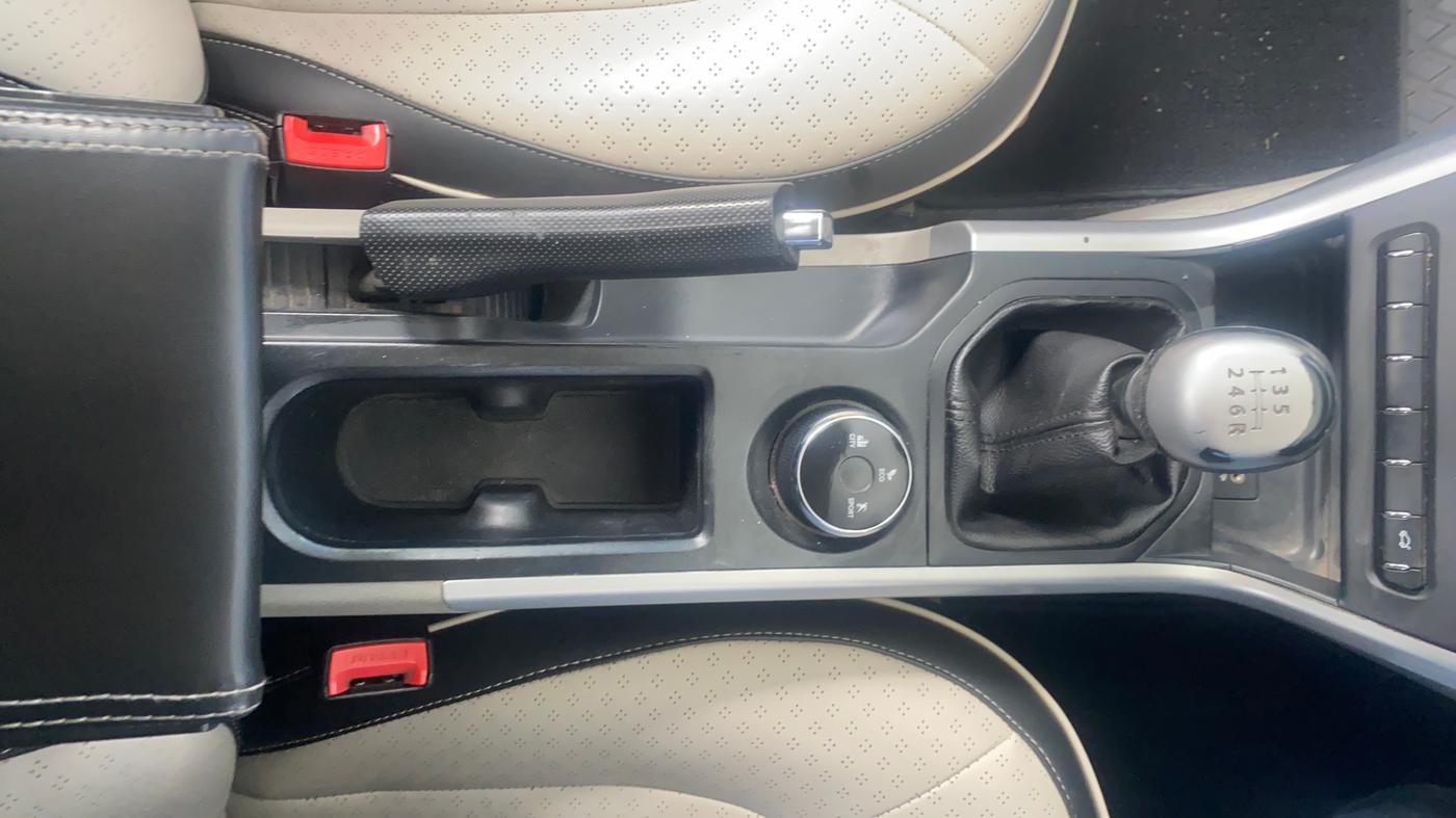2019 Tata NEXON XM PETROL, CNG, Manual, 50,843 km, Gear Lever