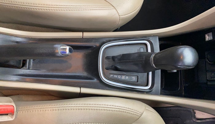 2020 Maruti Ciaz ALPHA  AT 1.5 SHVS PETROL, Petrol, Automatic, 1,03,140 km, Gear Lever