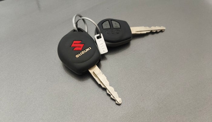 2020 Maruti Dzire VXI, Petrol, Manual, 1,48,469 km, Key Close Up