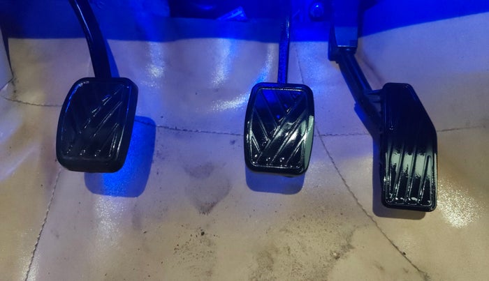 2020 Maruti Dzire VXI, Petrol, Manual, 1,48,469 km, Pedals