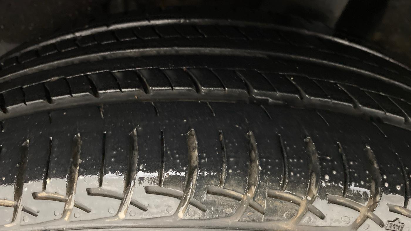 2018 Maruti Baleno DELTA 1.2 K12 AT, Petrol, Automatic, 35,639 km, Left Rear Tyre Tread
