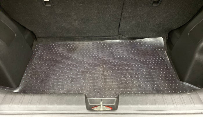 2018 Maruti Baleno DELTA 1.2 K12 AT, Petrol, Automatic, 35,639 km, Boot Inside