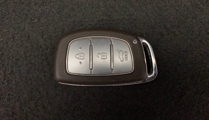 2015 Hyundai Elite i20 ASTA 1.2, Petrol, Manual, 29,622 km, Key Close Up