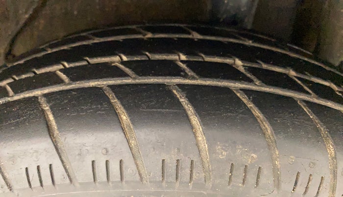 2017 Maruti Celerio VXI (O), Petrol, Manual, 31,635 km, Left Rear Tyre Tread