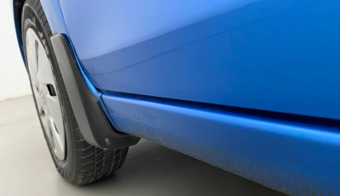2017 Maruti Celerio VXI (O), Petrol, Manual, 31,635 km, Left running board - Slightly dented