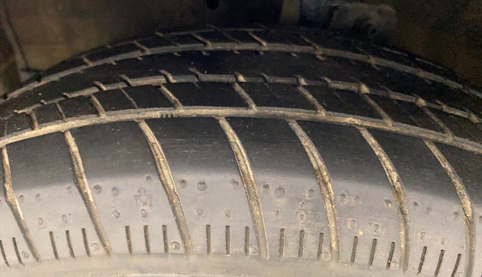 2017 Maruti Celerio VXI (O), Petrol, Manual, 31,635 km, Left Front Tyre Tread