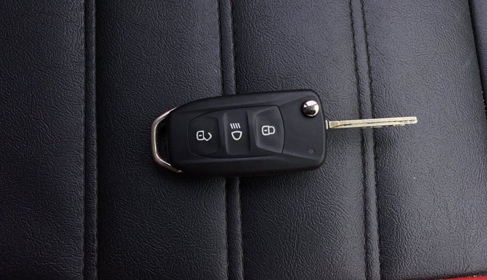 2022 Tata Tiago XZ PLUS PETROL, Petrol, Manual, 78,530 km, Key Close Up