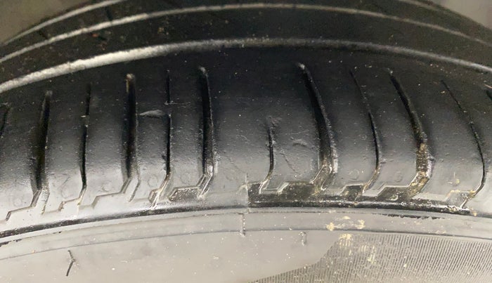 2022 Tata Tiago XZ PLUS PETROL, Petrol, Manual, 78,530 km, Right Front Tyre Tread