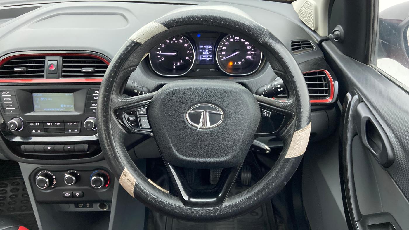 2018 Tata Tigor Buzz PETROL, Petrol, Manual, 48,676 km, Steering Wheel Close Up